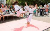 Ukážka karate majsterky Európy Alžbety Ovečkovej. Foto: Radovan Samek a Marek Štítny