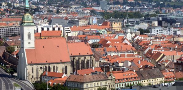 Bratislava patrí medzi mestá s vysokou životnou úrovňou. Foto: TASR/Štefan Puškáš