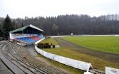 Súčasná podoba futbalového štadióna s jednou krytou tribúnou. Foto: (nym) 